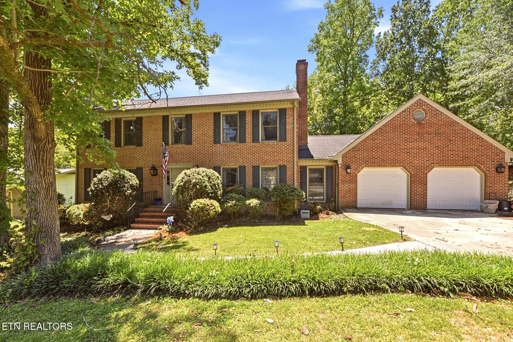 128 Claremont Road Oak Ridge, TN 37830 - Photo 1 of 38 Gallery Image 1