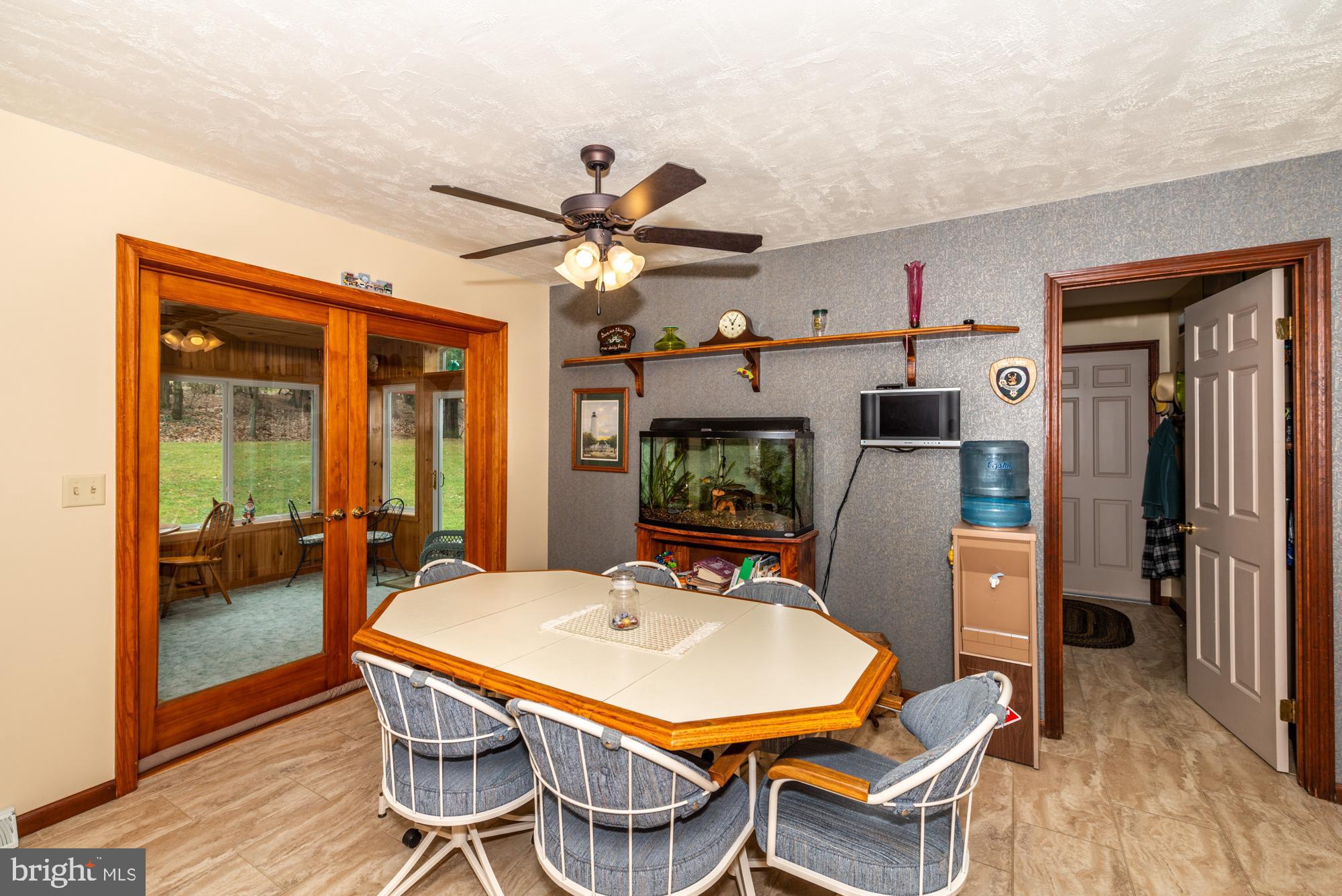 210 Bomberger Road Akron, PA 17501 - Photo 12 of 40 Eat-in-Kitchen