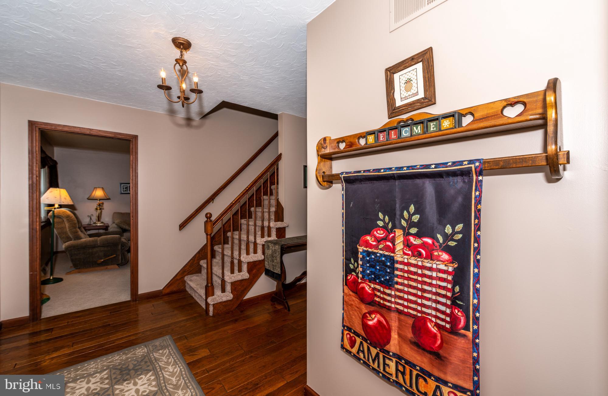 210 Bomberger Road Akron, PA 17501 - Photo 4 of 40 Foyer