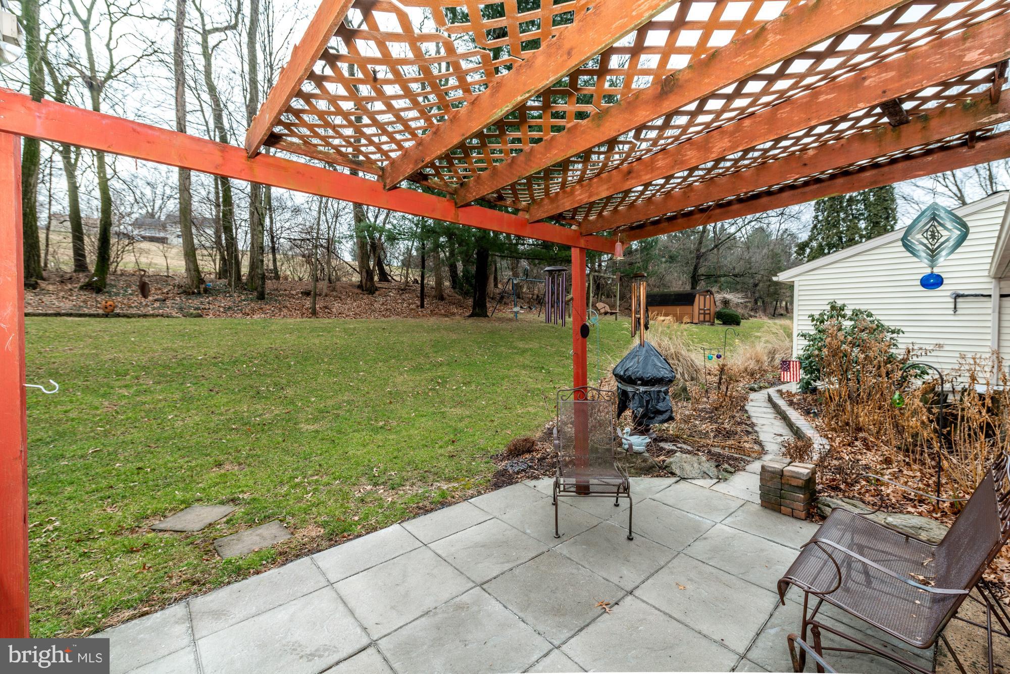 210 Bomberger Road Akron, PA 17501 - Photo 34 of 40 Patio