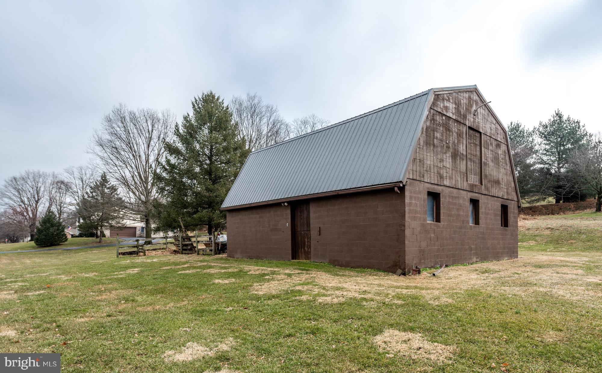 210 Bomberger Road Akron, PA 17501 - Photo 40 of 40
