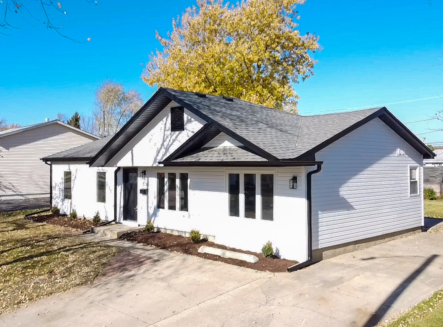 226 Hayes Avenue Romeoville, IL 60446 - Photo 1 of 28 Gallery Image 1