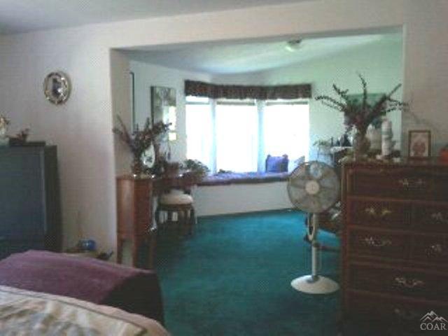 65685 Gerking Market Road Bend, OR 97703 - Photo 16 of 21 Master suite.