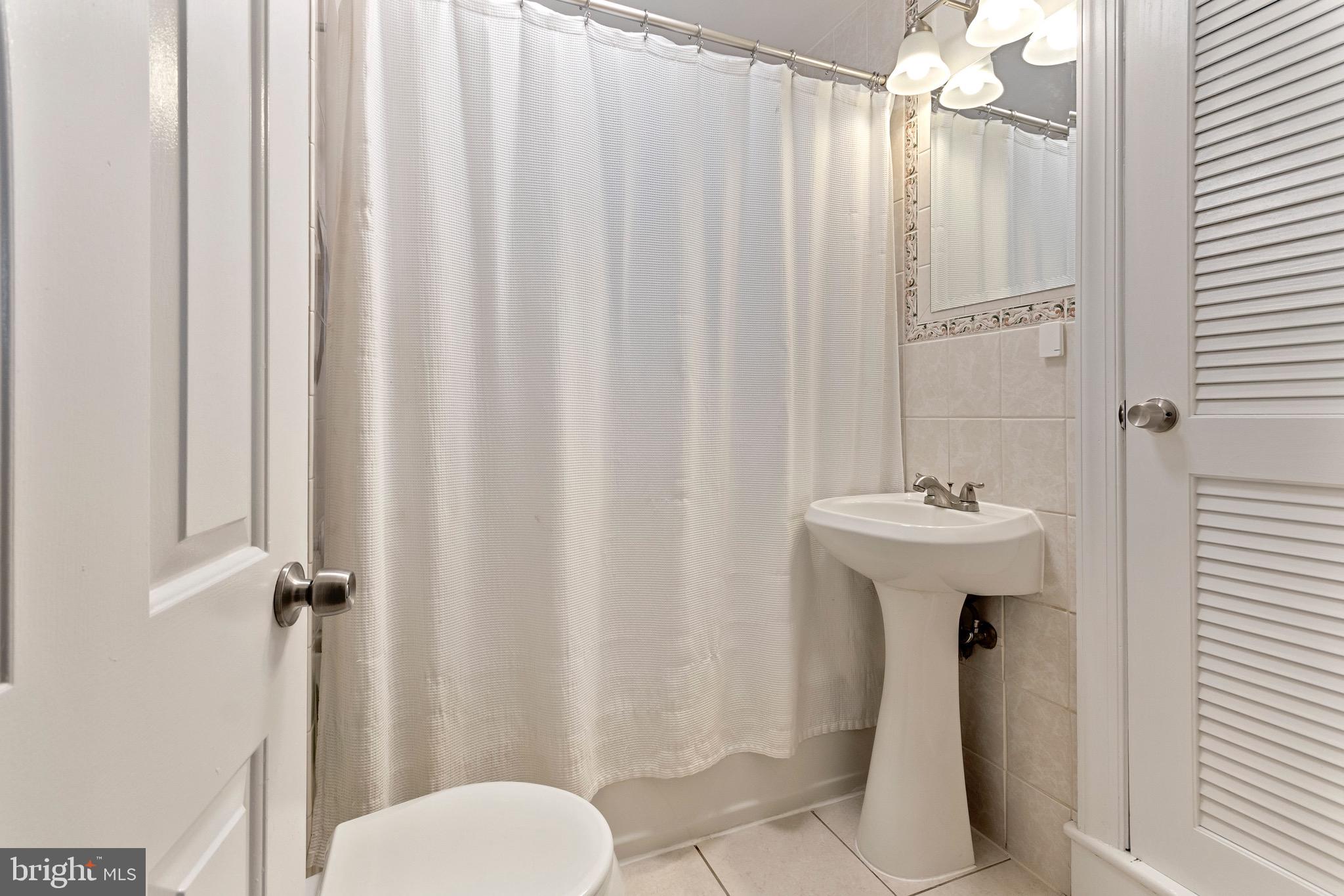 227 Springfield Road Aldan, PA 19018 - Photo 18 of 23 Gallery Image 18