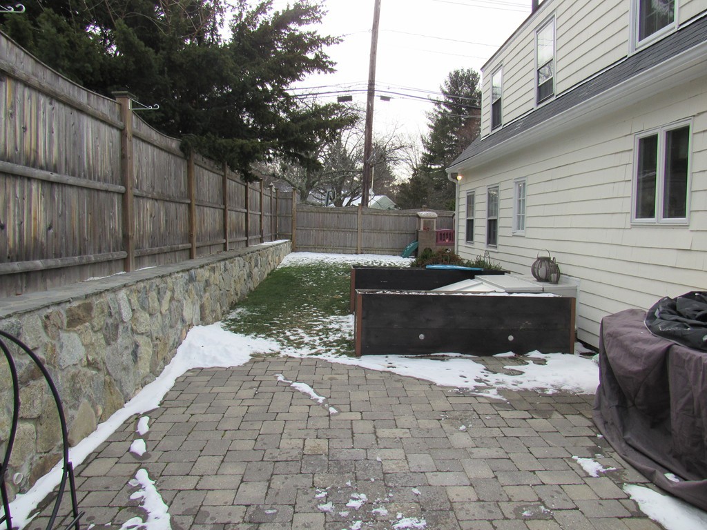 16 Squanto Road Winchester, MA 01890 - Photo 17 of 29 Gallery Image 17