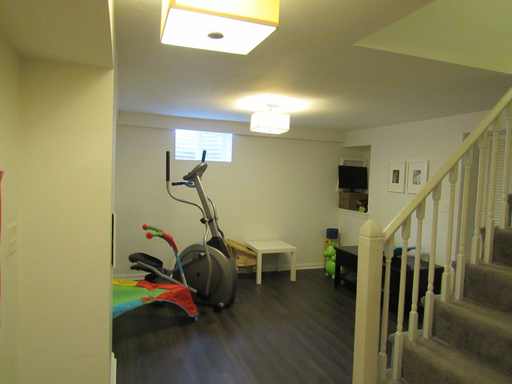 16 Squanto Road Winchester, MA 01890 - Photo 4 of 29 Gallery Image 4