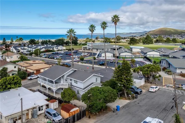 $1,099,000 | 2990 Fir Avenue, Morro Bay, CA 93442