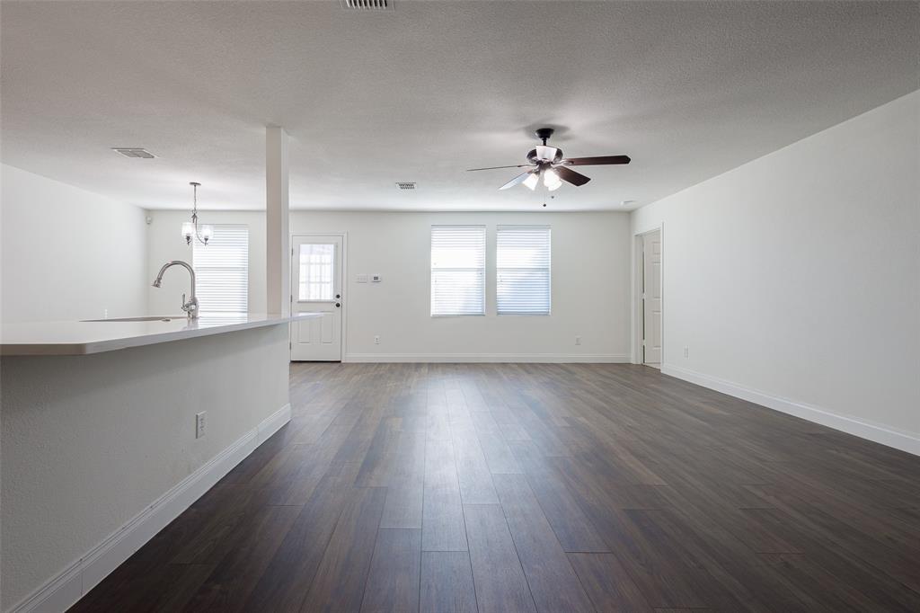 3901 Kathryn Way McKinney, TX 75070 - Photo 8 of 26