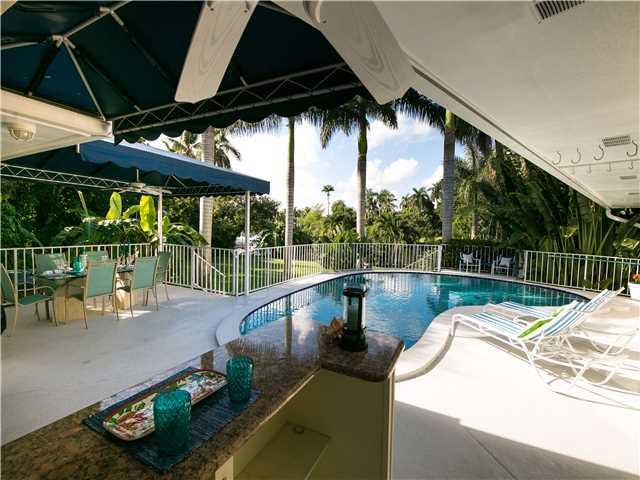 324 Southeast Cardinal Way Stuart, FL 34996 - Photo 12 of 24 Gallery Image 12