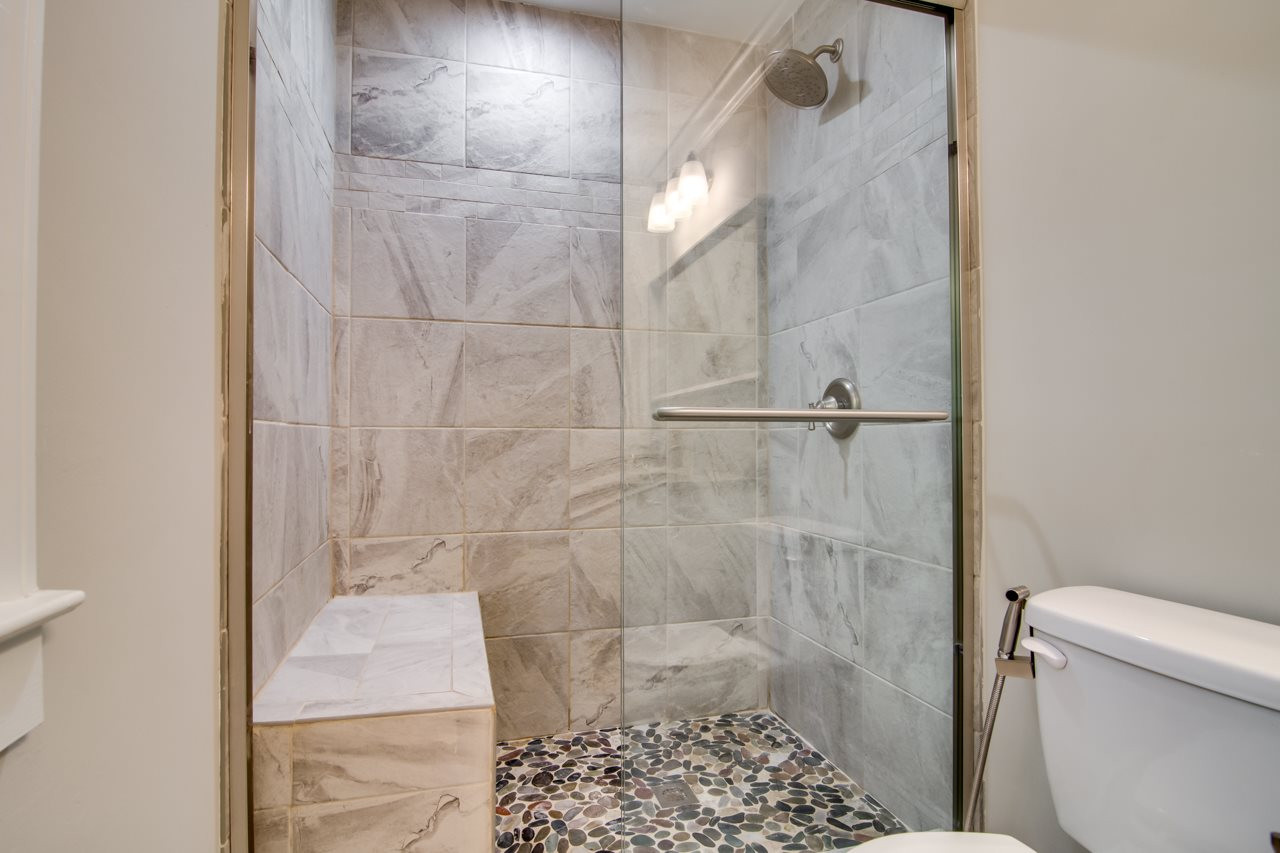 501 Merrie Road Raleigh, NC 27606 - Photo 21 of 28 master bath