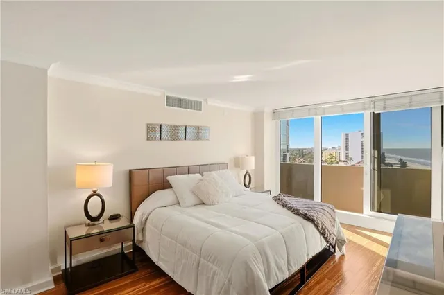 $1,499,000 | 4001 Gulf Shore Boulevard North, Unit 901, Naples, FL 34103