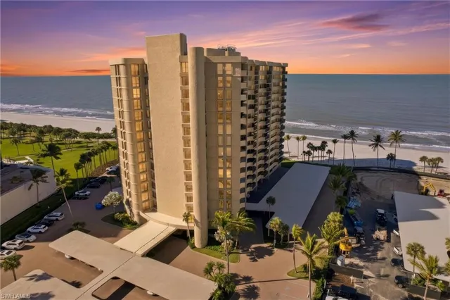 $1,499,000 | 4001 Gulf Shore Boulevard North, Unit 901, Naples, FL 34103