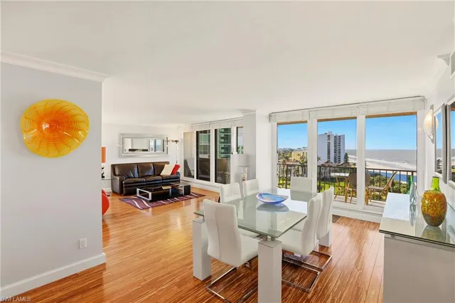 $1,499,000 | 4001 Gulf Shore Boulevard North, Unit 901, Naples, FL 34103