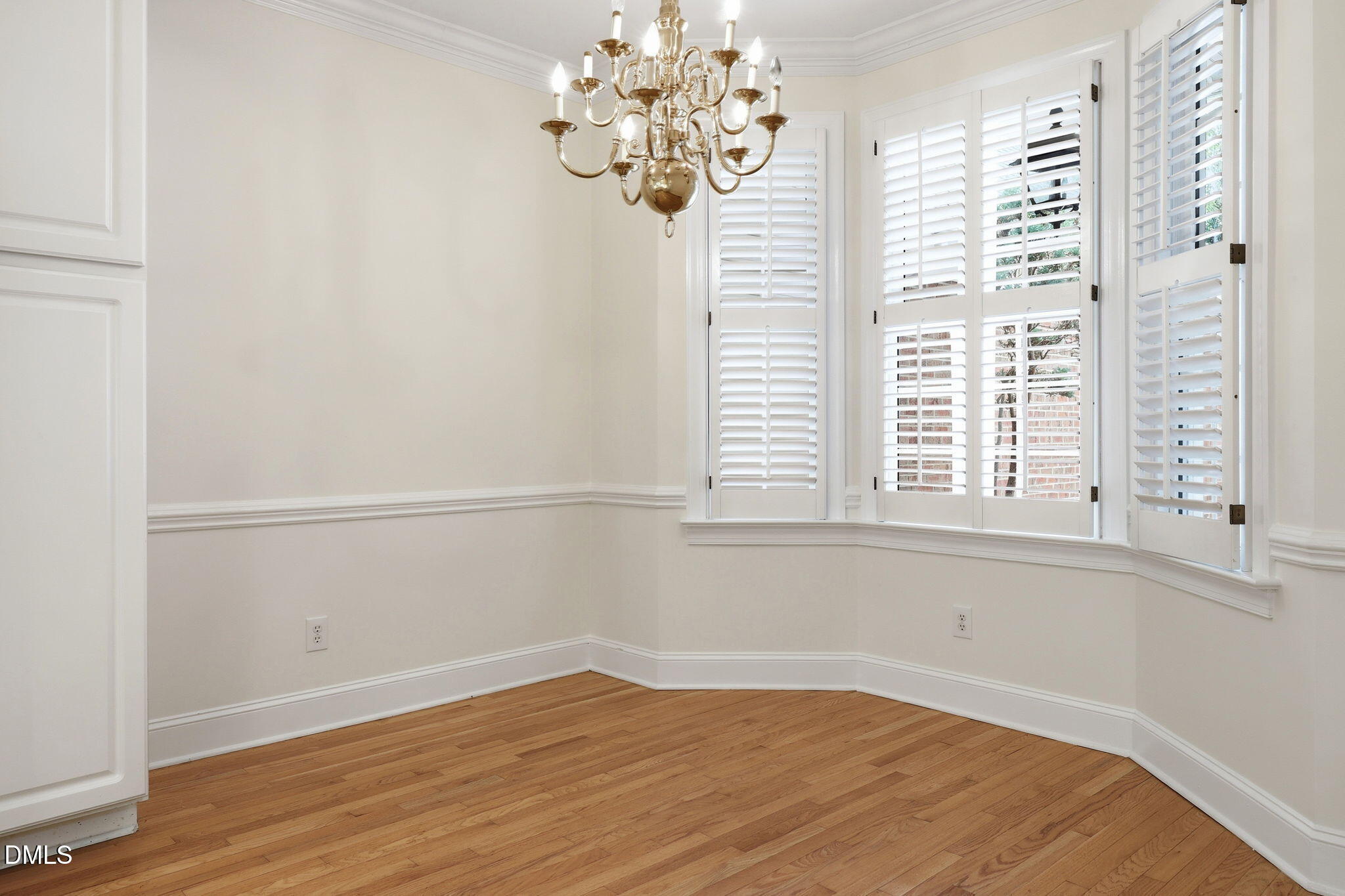 3412 Sir Colleton Court Raleigh, NC 27612 - Photo 6 of 41 15-web-or-mls-IMG_0631_edit