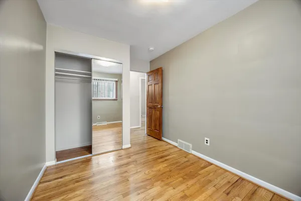$185,000 | 3935 Campbell Street, Dearborn Heights, MI 48125