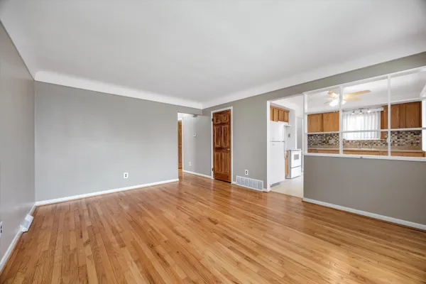 $185,000 | 3935 Campbell Street, Dearborn Heights, MI 48125