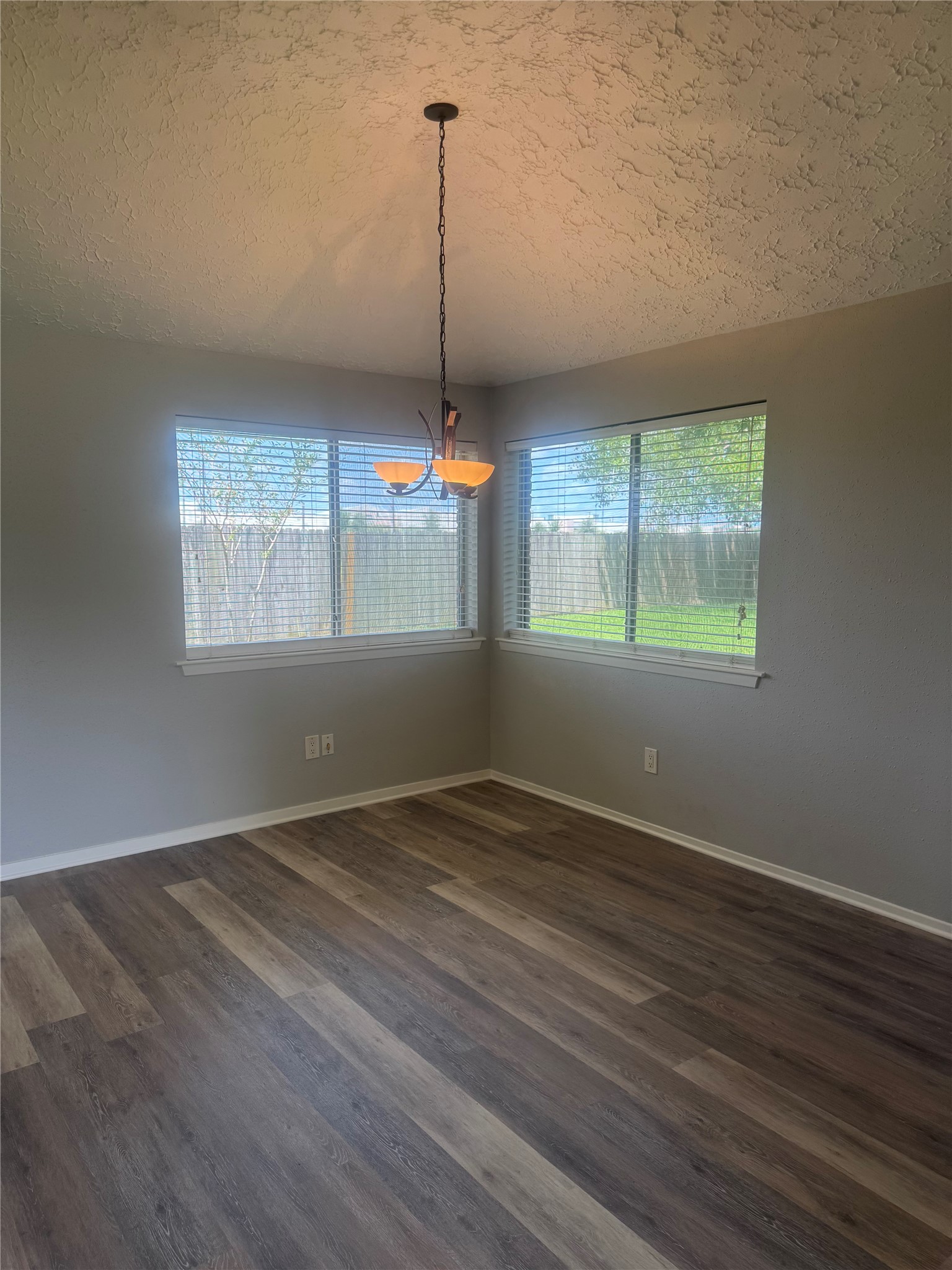 15702 Roxton Ridge Drive Houston, TX 77598 - Photo 13 of 26