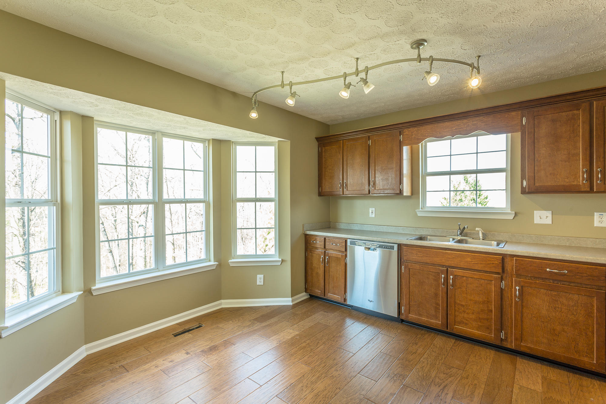 6335 Rim Crest Lane Harrison, TN 37341 - Photo 8 of 46 6335 Rim Crest Lane-31