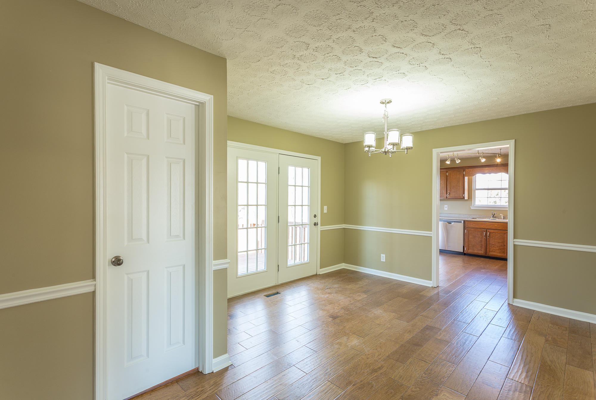6335 Rim Crest Lane Harrison, TN 37341 - Photo 10 of 46 6335 Rim Crest Lane-30