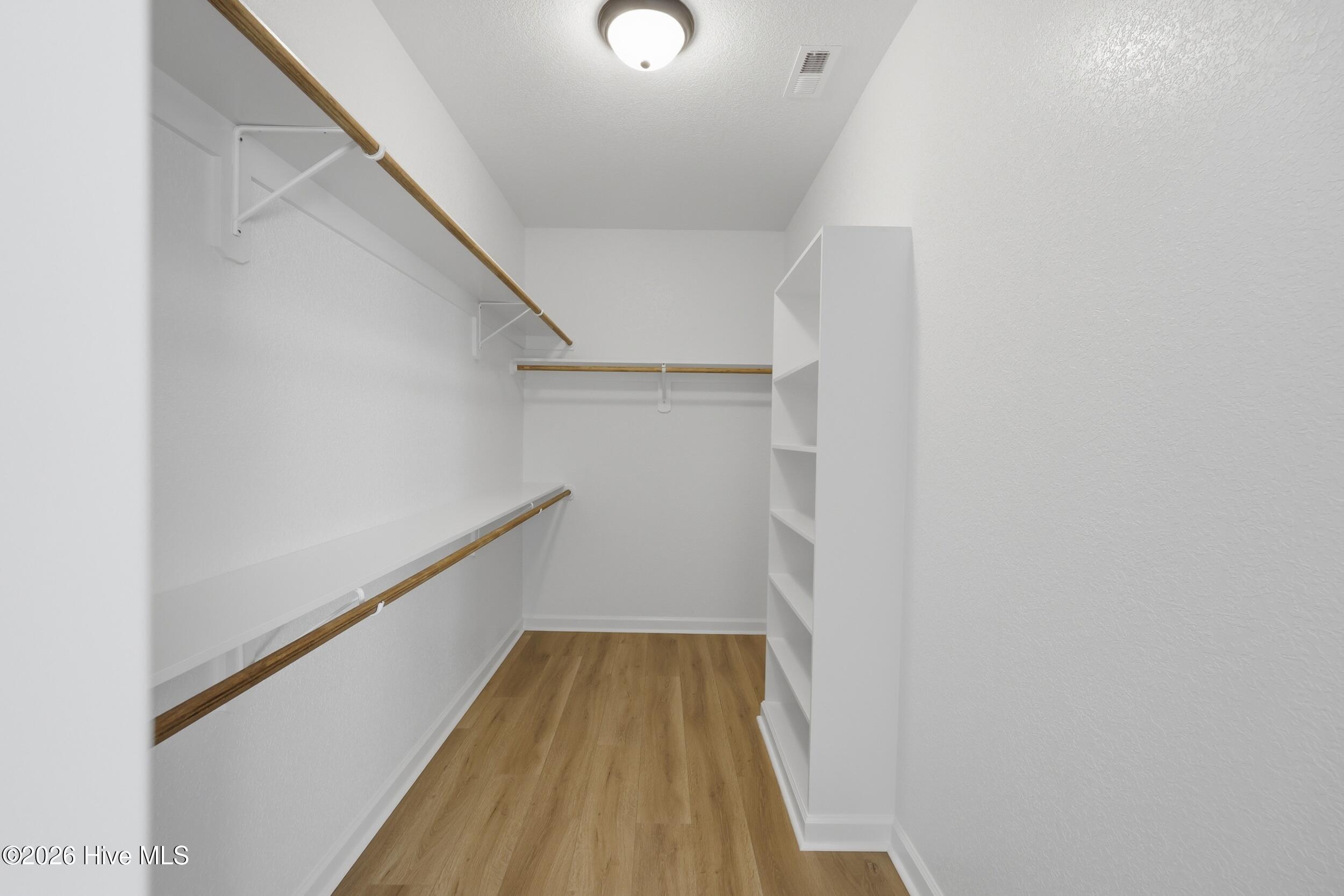 1282 Florida Road Elizabeth City, NC 27909 - Photo 29 of 50 Large Walk-in Closet