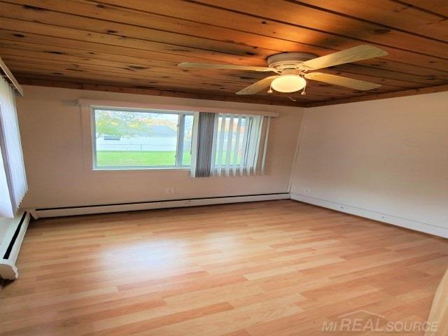 7202 Aspen Road Lexington, MI 48450 - Photo 18 of 23 50027580-17.JPG
