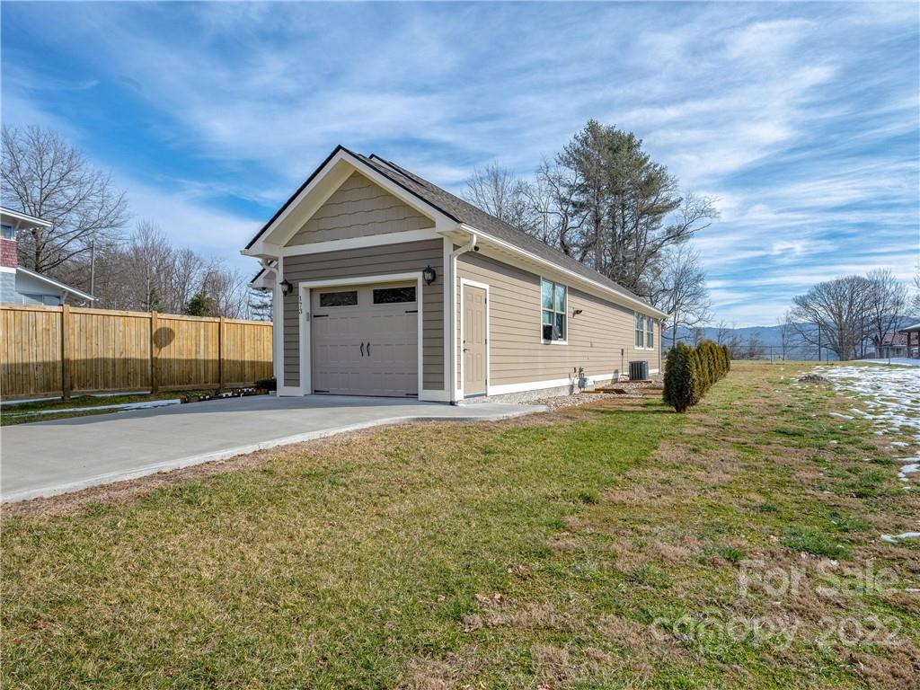 173 Neely Road Brevard, NC 28712 - Photo 4 of 33 Gallery Image 4