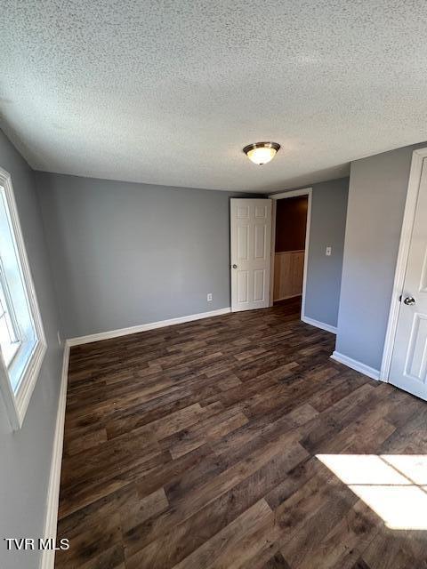 190 Walter Stevens Road Hampton, TN 37658 - Photo 23 of 30 upperleftbedroom