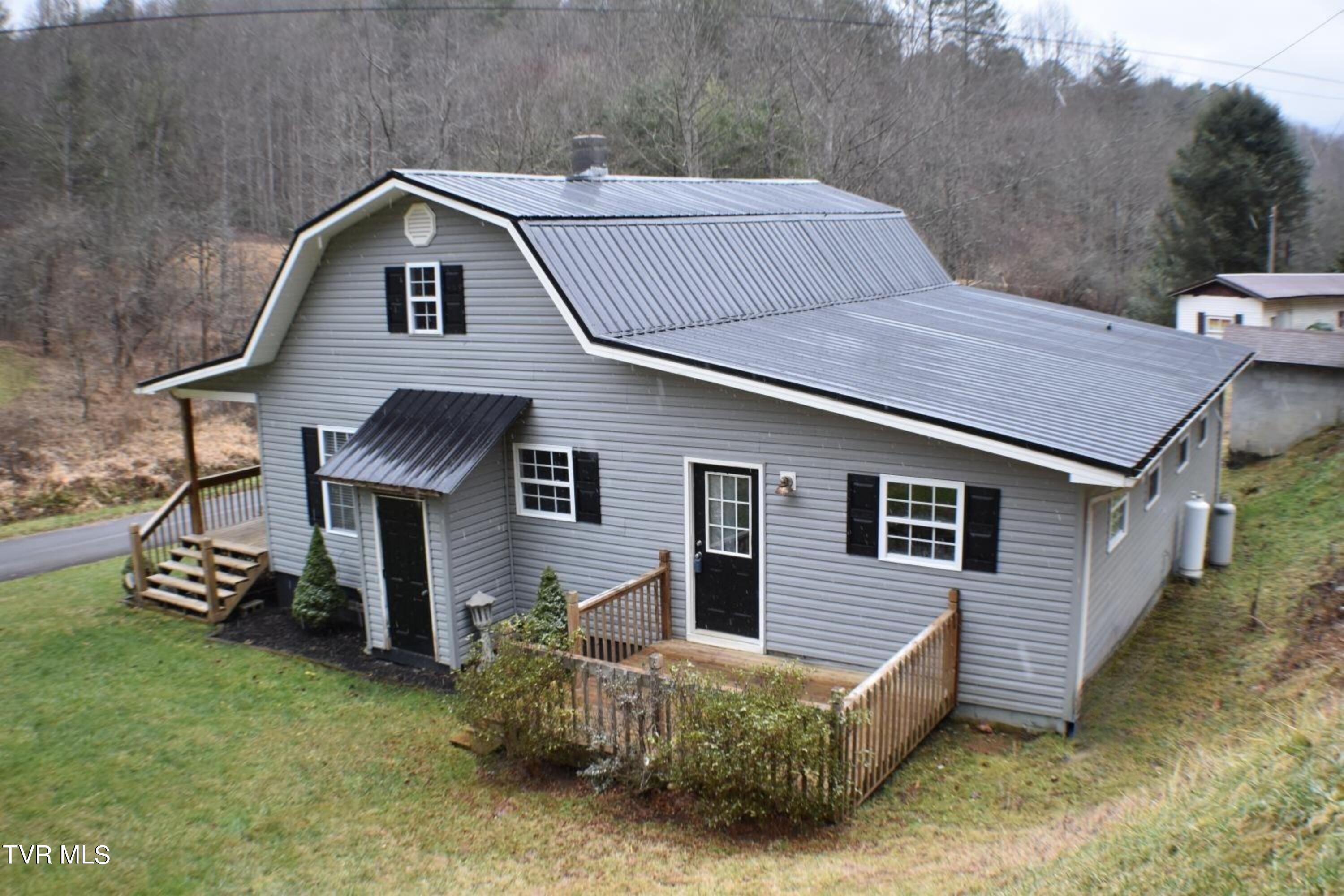 190 Walter Stevens Road Hampton, TN 37658 - Photo 27 of 30 above side htp