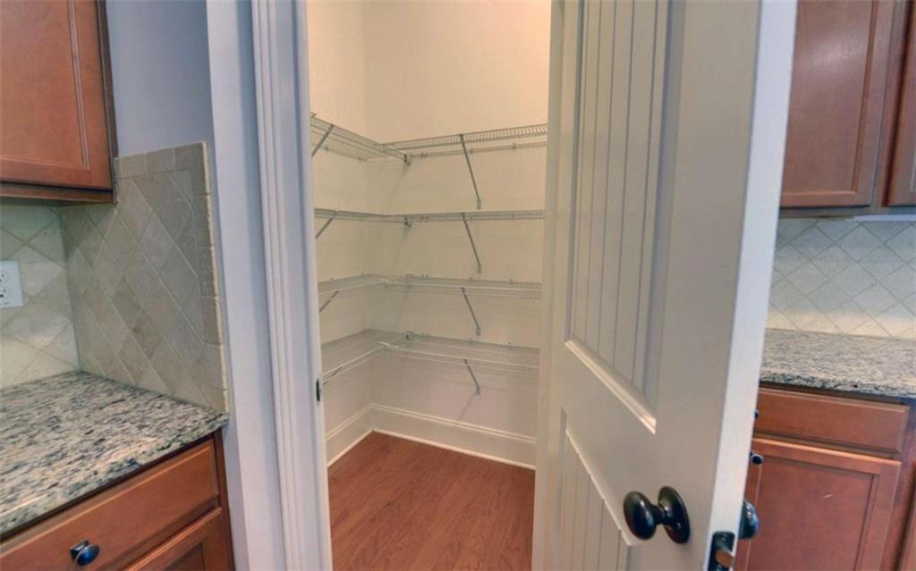 255 Abbington Way Clarkesville, GA 30523 - Photo 14 of 49