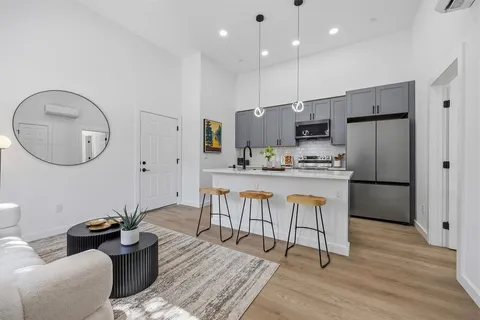 $2,998,888 | 2730 23rd Street, San Francisco, CA 94110