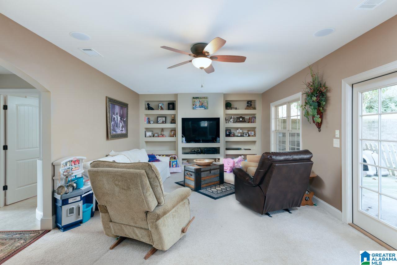 101 Lauchlin Lane Pelham, AL 35124 - Photo 36 of 47
