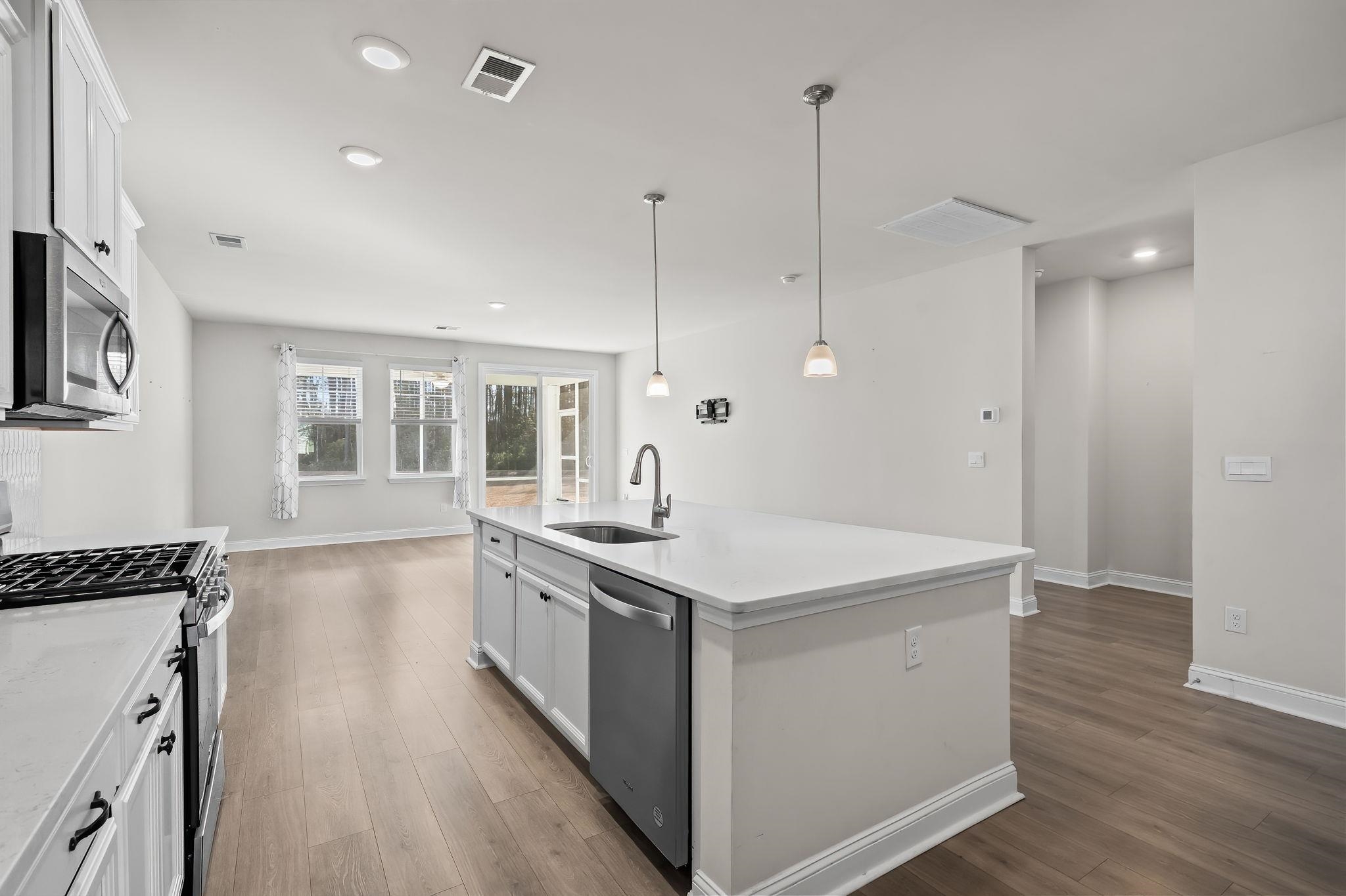 1509 Tugalo Court Murrells Inlet, SC 29576 - Photo 12 of 40