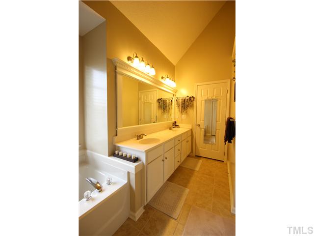 8661 Harps Mill Road Raleigh, NC 27615 - Photo 15 of 25