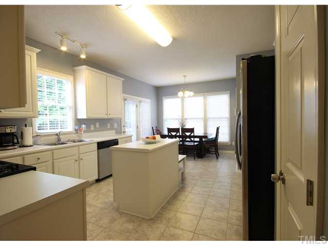 8661 Harps Mill Road Raleigh, NC 27615 - Photo 7 of 25