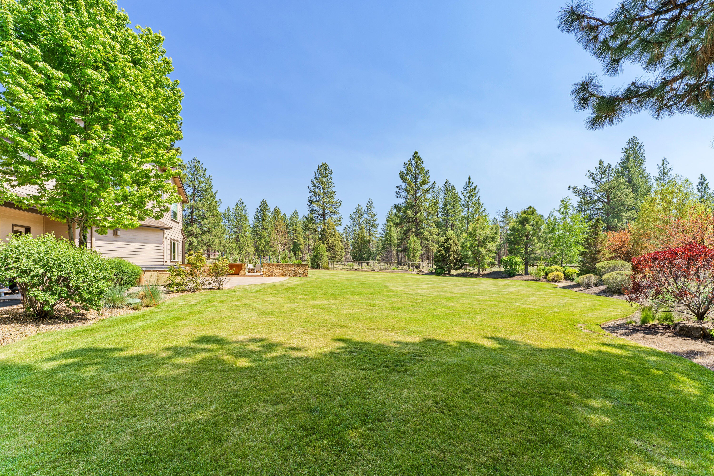 60003 West Ridgeview Drive Bend, OR 97702 - Photo 47 of 50 47