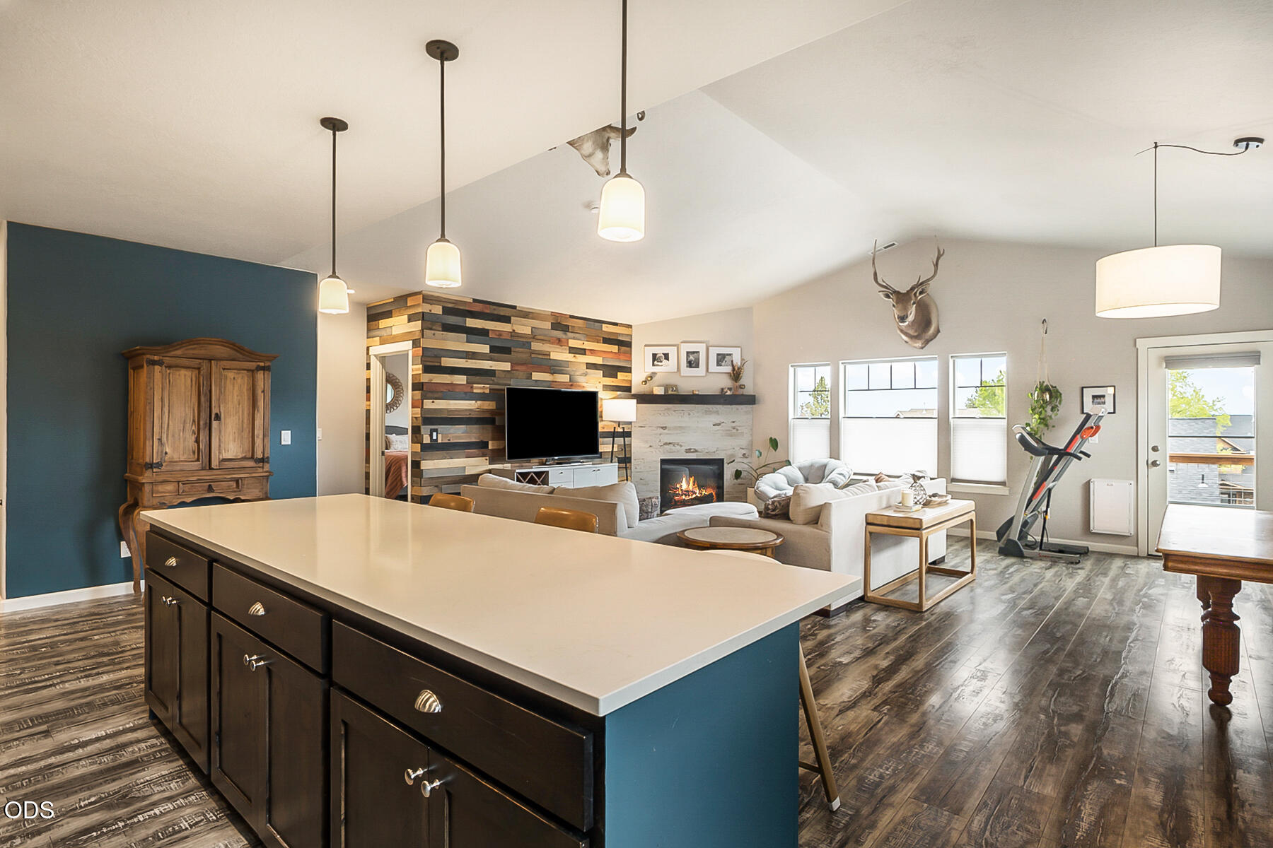 2788 Southwest 34th Street Redmond, OR 97756 - Photo 2 of 50