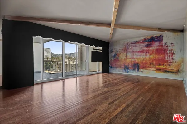 $930,000 | 6250 Hollywood Boulevard, Unit 9E, Los Angeles, CA 90028