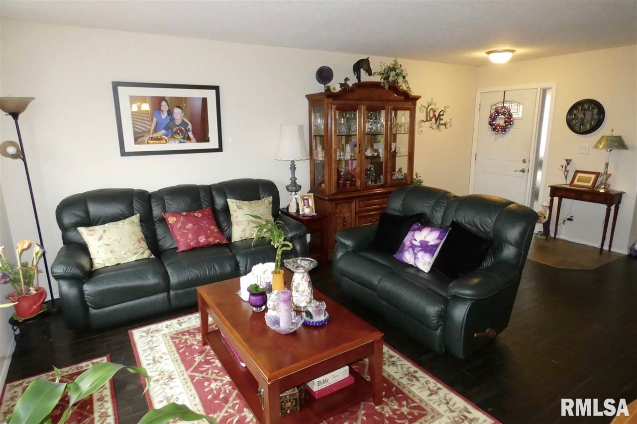 6242 North Allen Road Peoria, IL 61614 - Photo 8 of 16 Gallery Image 8