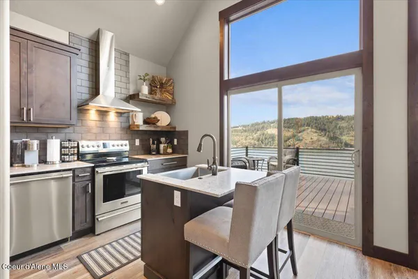 $995,000 | 7809 East Bridger Trail, Harrison, ID 83833