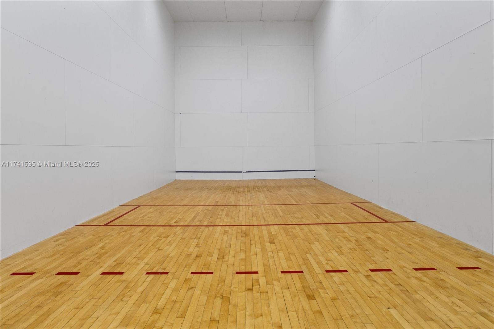 540 Brickell Key Drive, Unit 1519 Miami, FL 33131 - Photo 42 of 48 a view of empty room