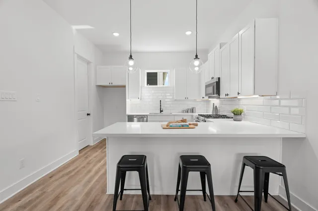 $419,900 | 803 Martin Street, Unit B, Houston, TX 77018