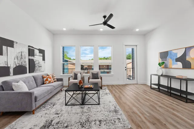 $419,900 | 803 Martin Street, Unit B, Houston, TX 77018