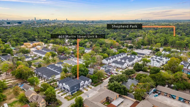 $419,900 | 803 Martin Street, Unit B, Houston, TX 77018