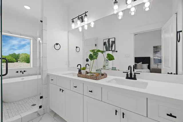 $419,900 | 803 Martin Street, Unit B, Houston, TX 77018