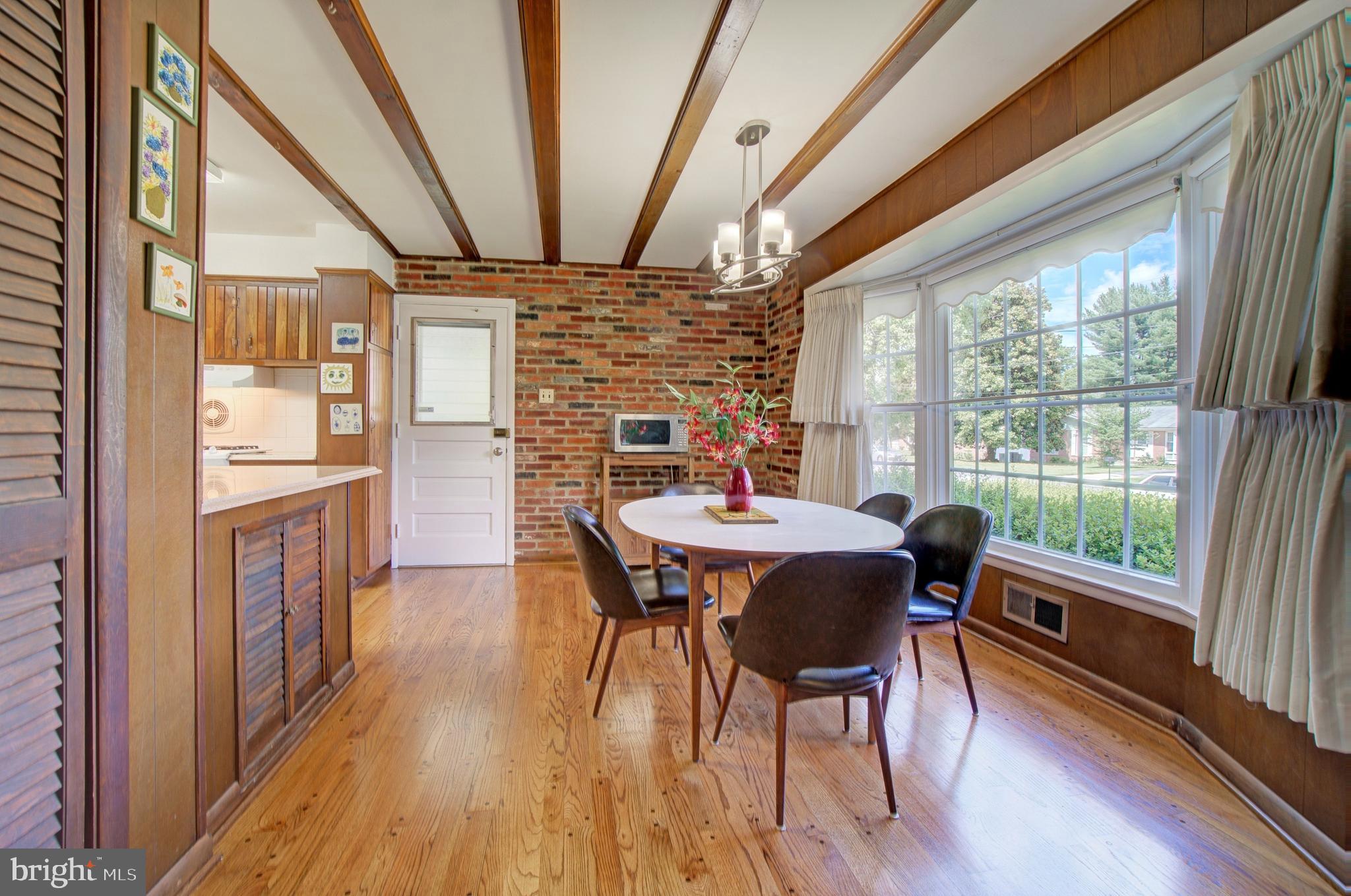 12814 Bluet Lane Silver Spring, MD 20906 - Photo 10 of 29 Gallery Image 10