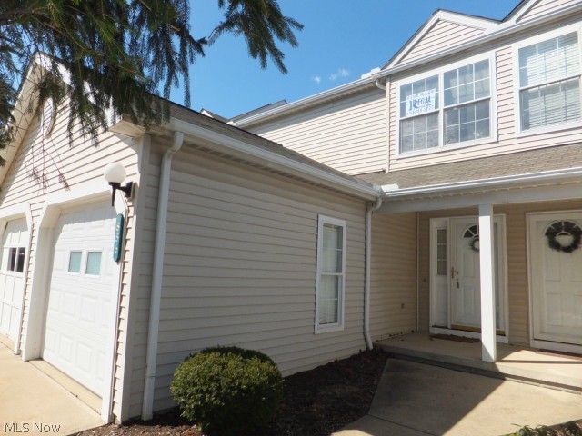 856 Overlook Ridge Drive Cleveland, OH 44109 - Photo 1 of 19 Gallery Image 1