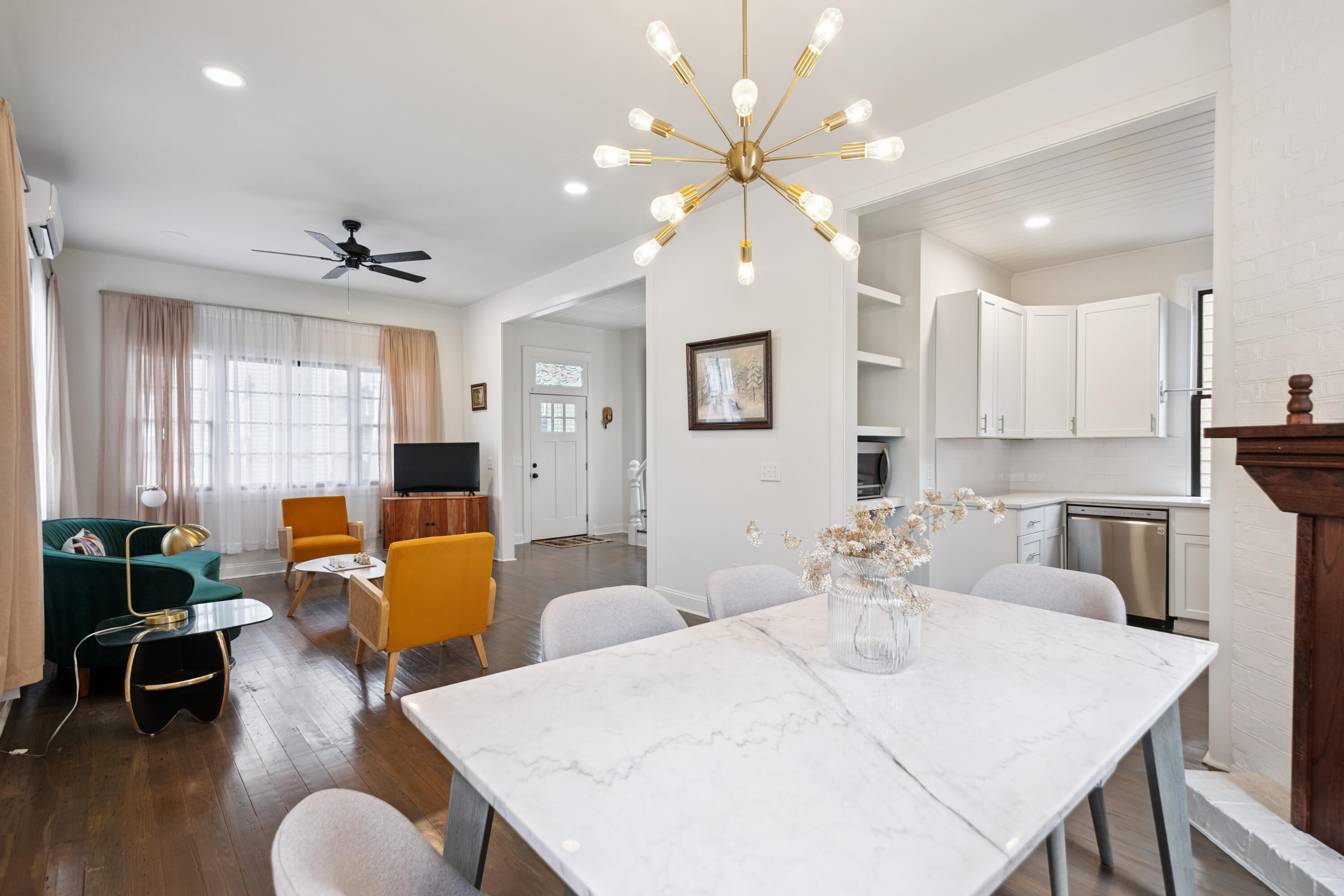 272 Coming Street, Unit C Charleston, SC 29403 - Photo 12 of 34 272ComingSt-JTPhoto-022