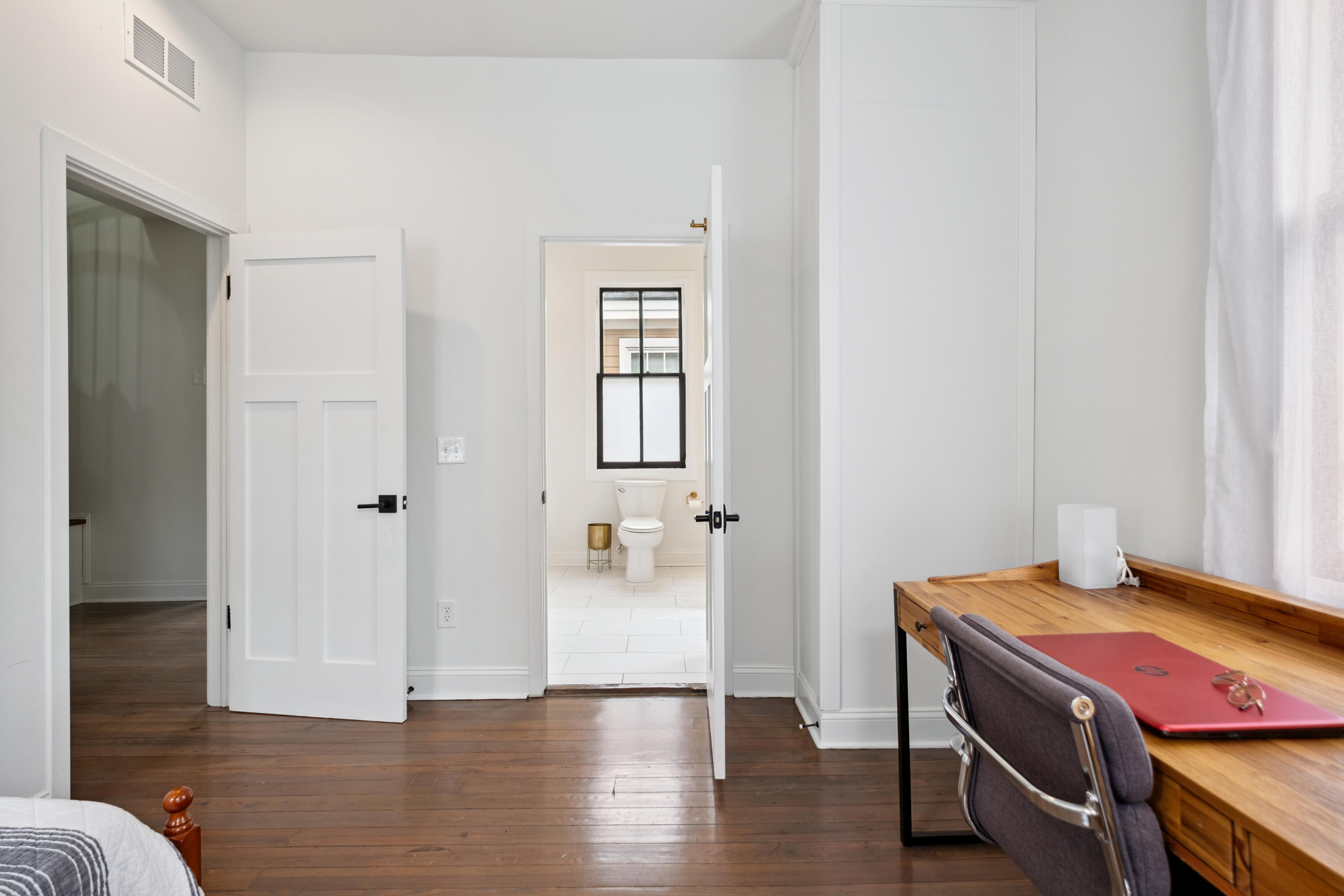 272 Coming Street, Unit C Charleston, SC 29403 - Photo 25 of 34 272ComingSt-JTPhoto-033