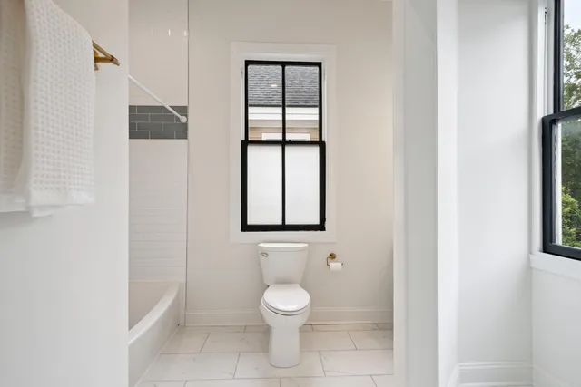 $5,100 | 272 Coming Street, Unit C, Charleston, SC 29403