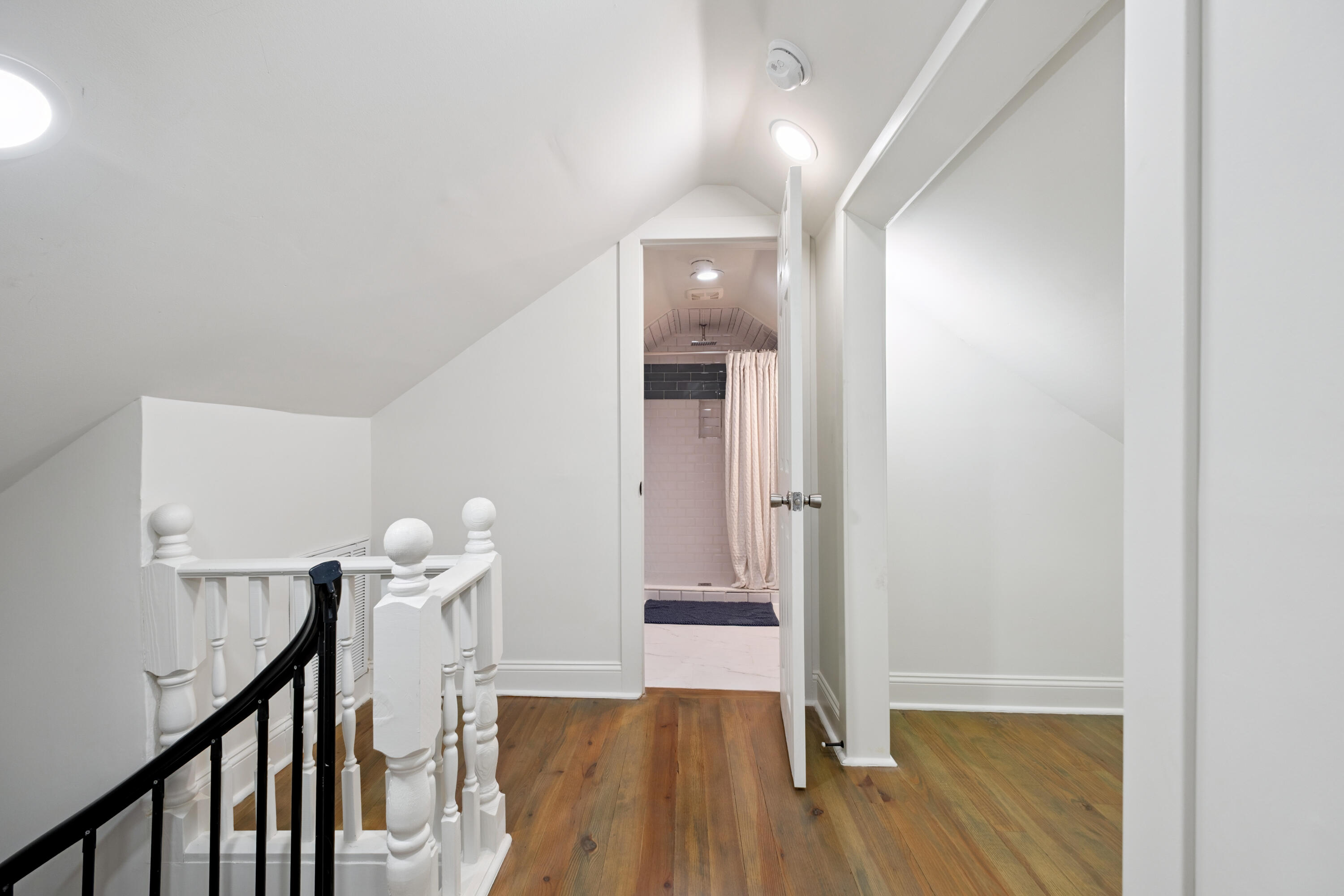 272 Coming Street, Unit C Charleston, SC 29403 - Photo 32 of 34 272ComingSt-JTPhoto-049